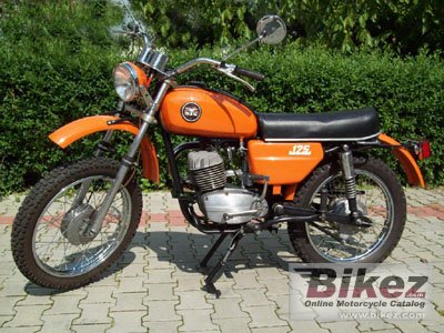 1977 WSK 175 W21B2S2 photo